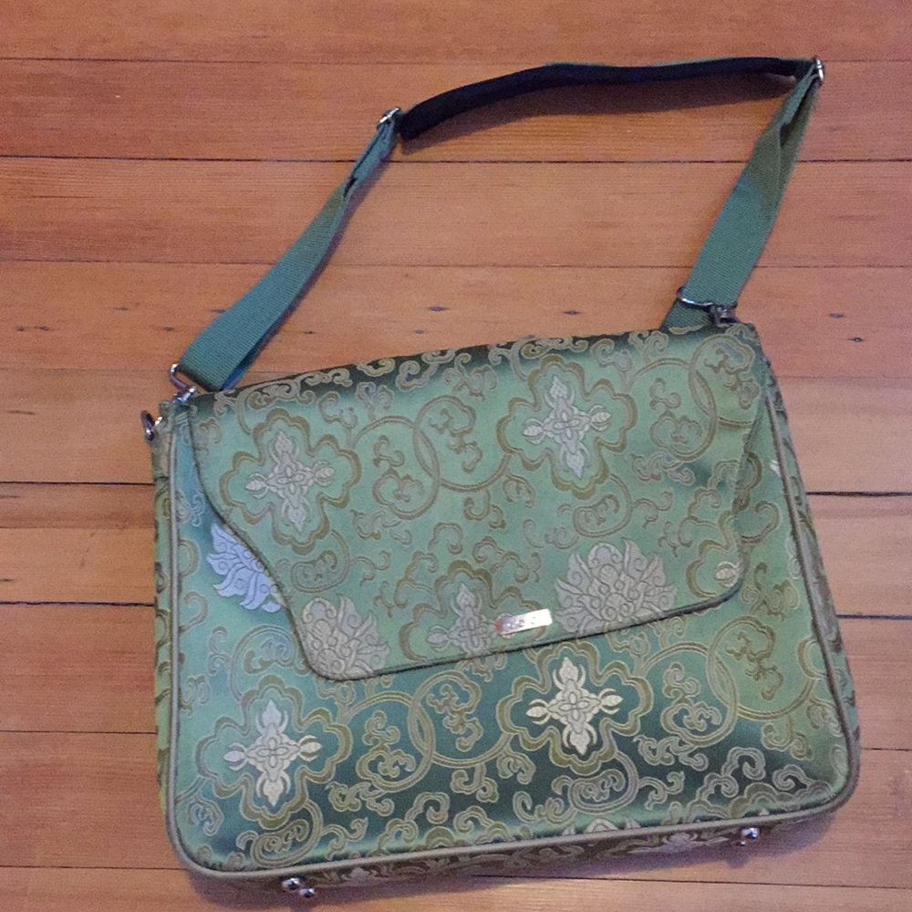 Darci messenger bag